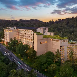 5* Hotell The Golden Crown