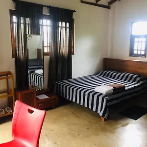  Apartment Upland